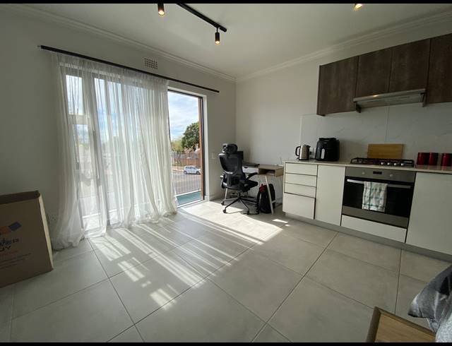 1 BEDROOM APARTMENT TO LET IN TABLE VIEW
